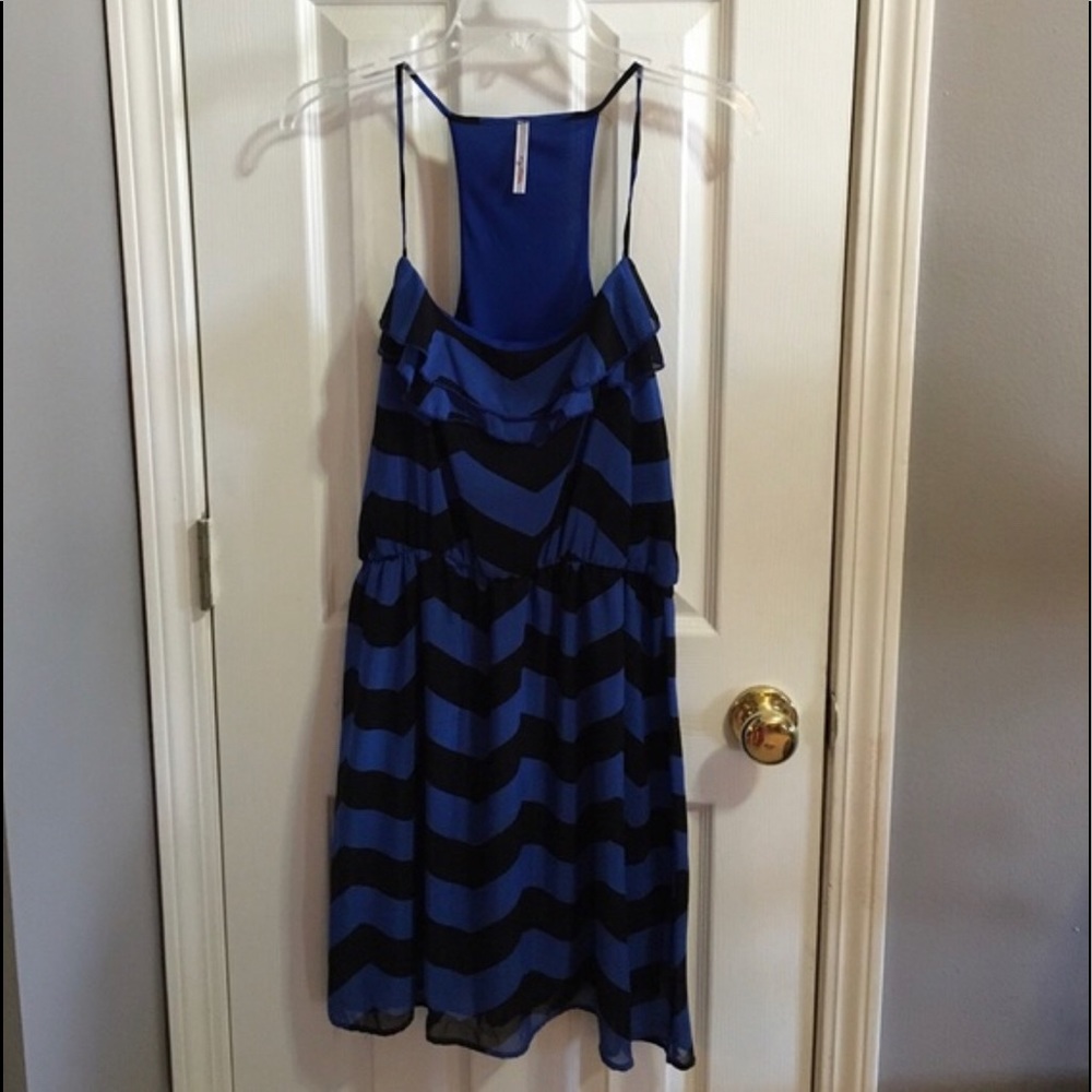 Blue chevron summer dress